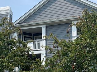 20303 Beechwood Ter UNIT 301, Ashburn, VA 20147