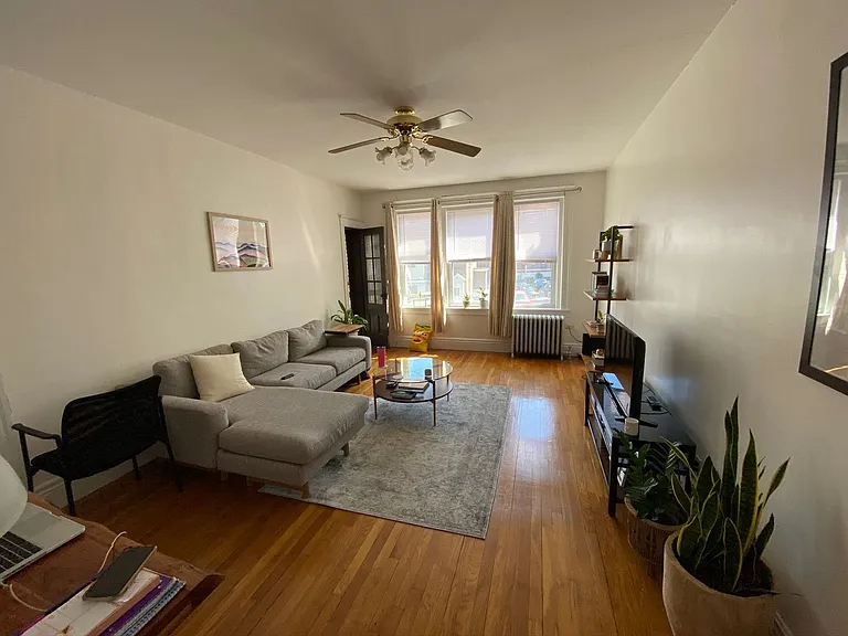 1754 Commonwealth Ave #11 — Photo 1