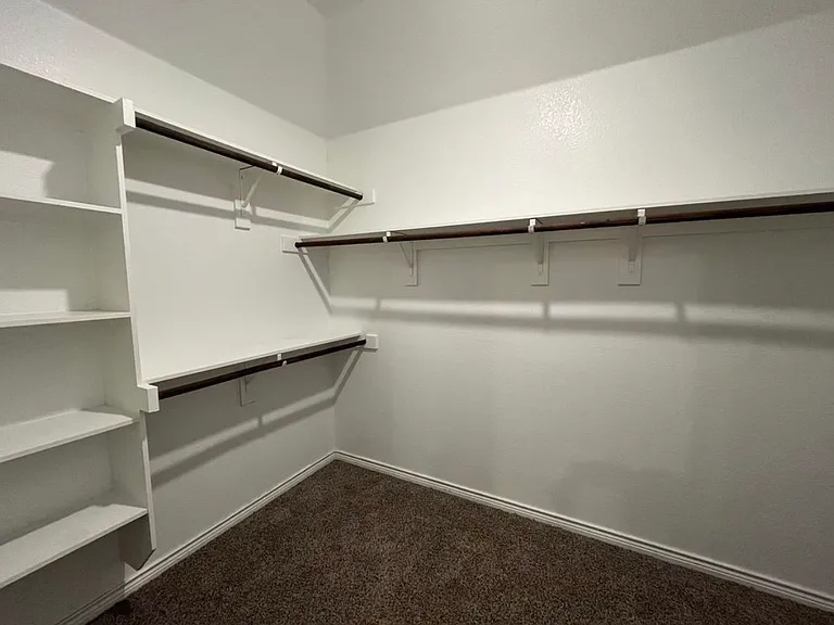2840 Greene St — Photo 12