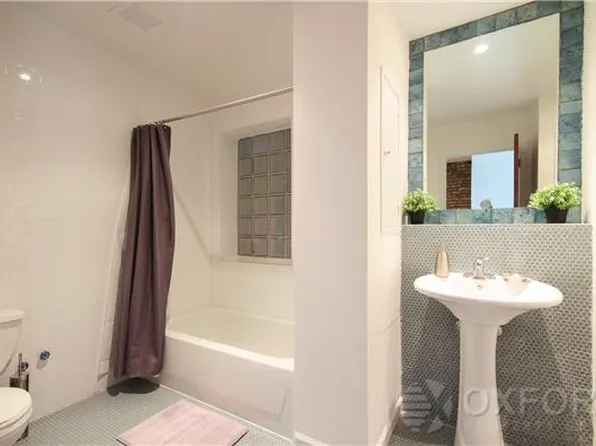 67 Clinton Street image 1 of 12