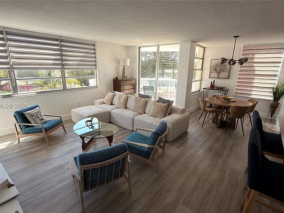 5th image of 1351 NE Miami Gardens Dr APT 325E