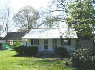 207 W Hargett St, Richlands, NC 28574