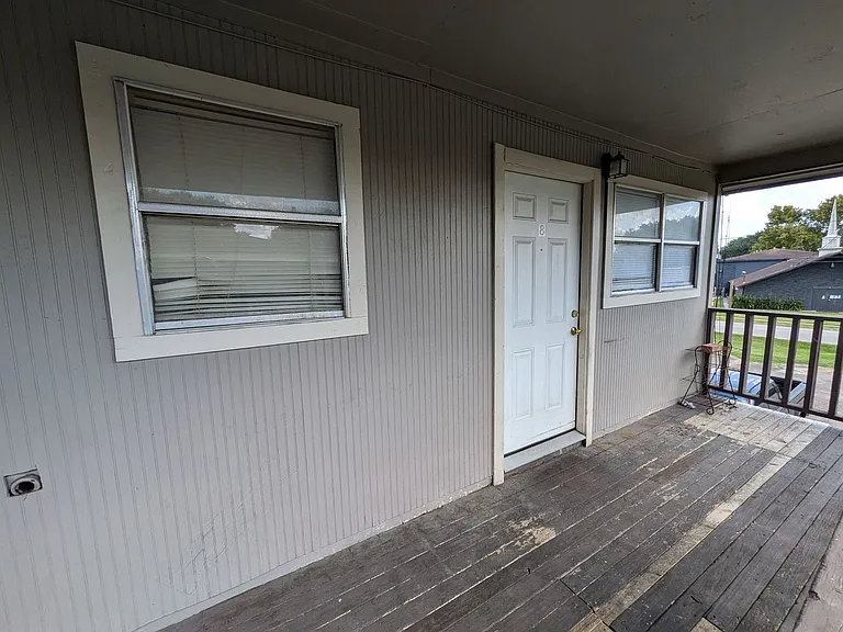 650 W Florida Ave — Photo 7