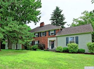 38 East Rd, Troy, NY 12180