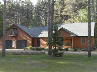 N7631 Sandstone Ln, Crivitz, WI 54114