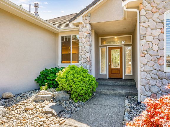 4th image of 4127 Stonehaven Lane SE