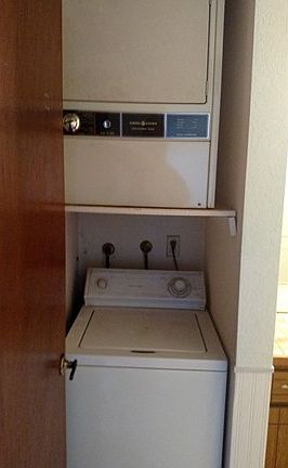 4th image of 865 Cuddy Ct NW #207A