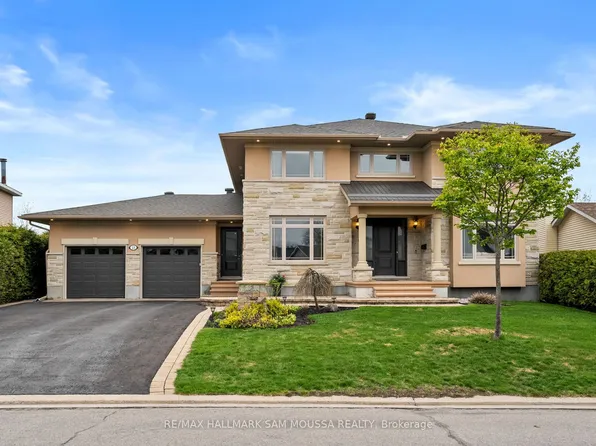 18 Wynford Ave, Ottawa, ON K2G 3Z4