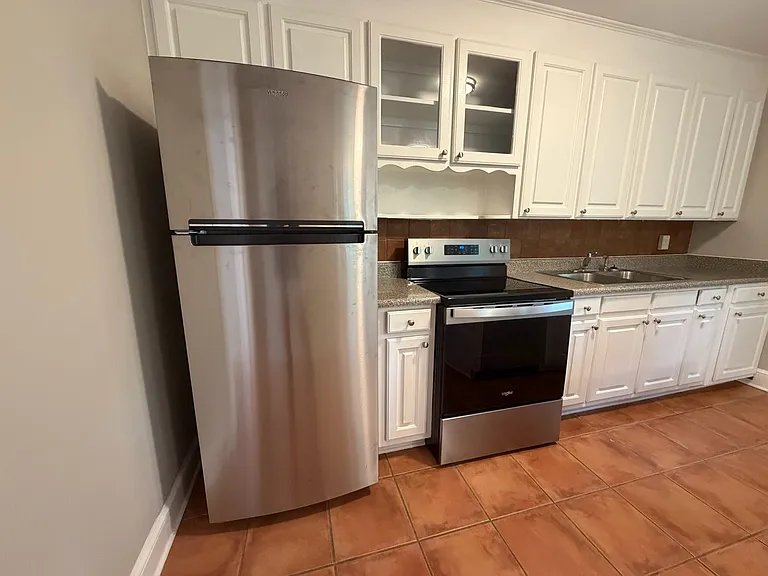 102 Winthrop Ave — Photo 18