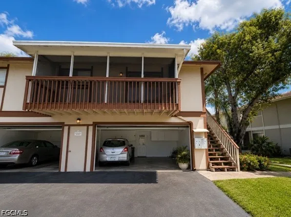 3355 Royal Canadian Trce APT 4, Fort Myers, FL 33907