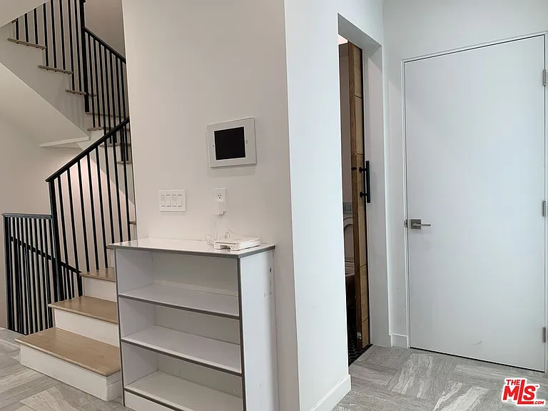 11341 Pearl St — Photo 29