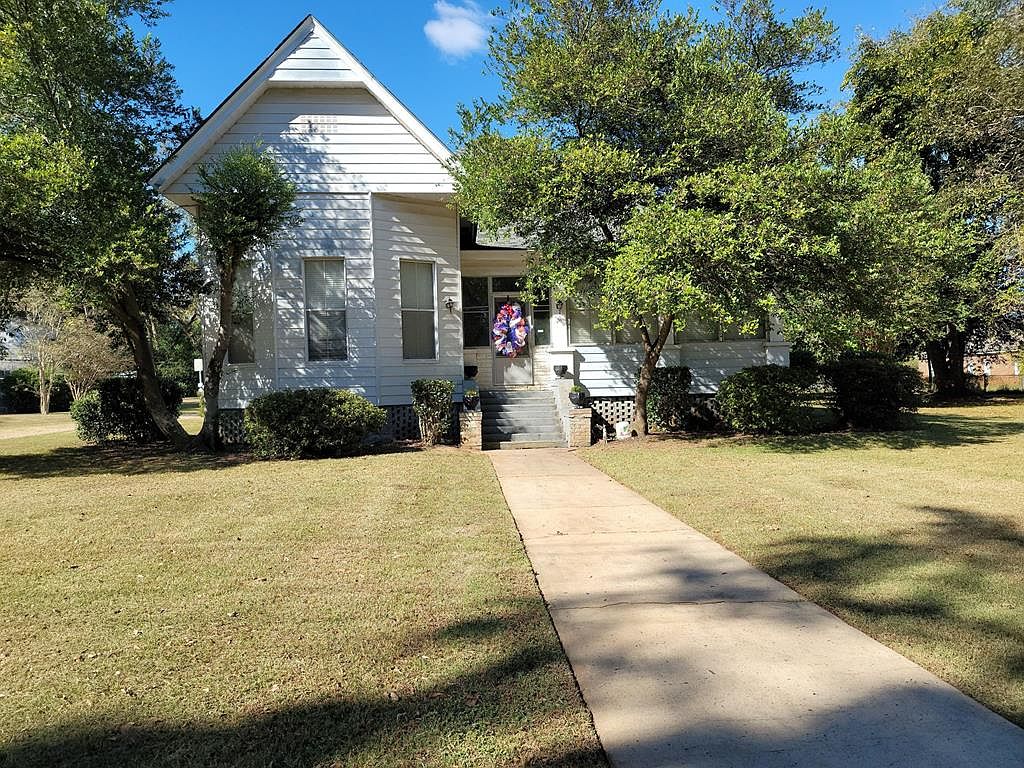 15 W College St, Clayton, AL 36016 Zillow