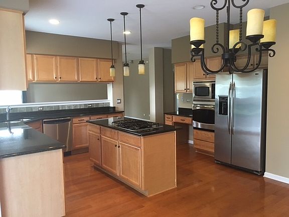 5th image of 2671 Sagamore Cir
