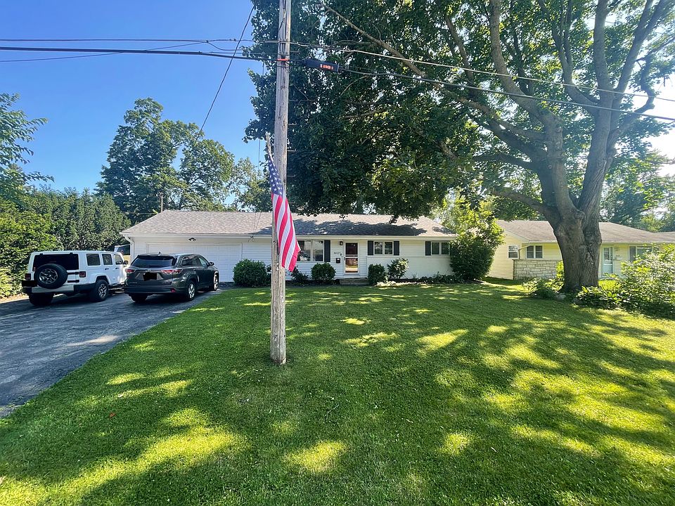 1st image of 16127 W Arlington Dr