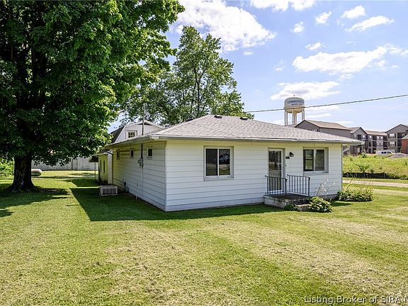 2nd image of 4901 Old Georgetown Road