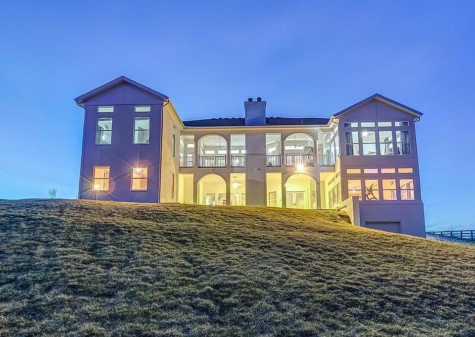 1st image of 301 Terra Bianca Dr