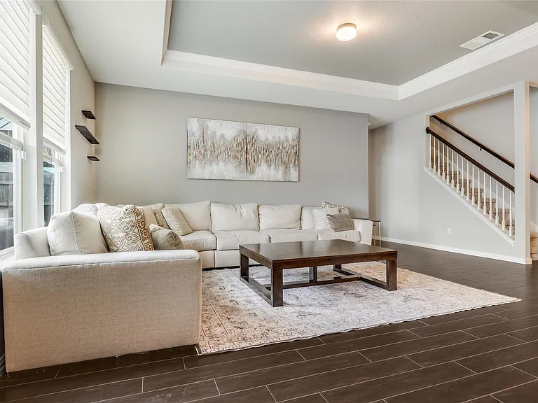 7013 Armagh Dr — Photo 5