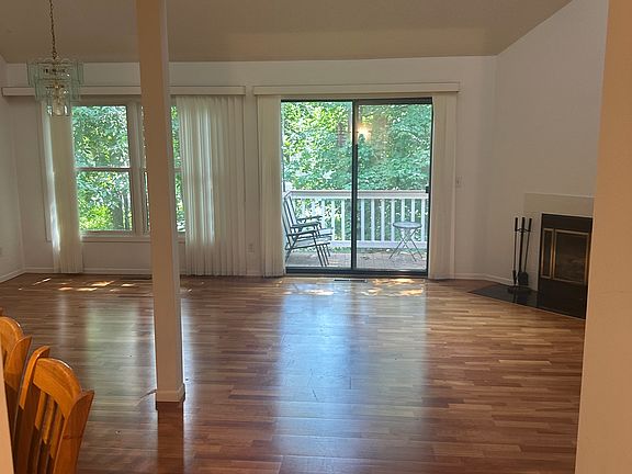 5th image of 15625 26th Ave N APT D