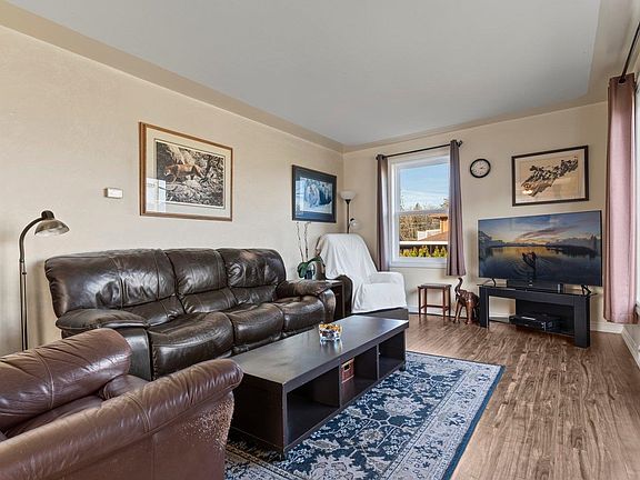 3rd image of 9227 Annis Rd