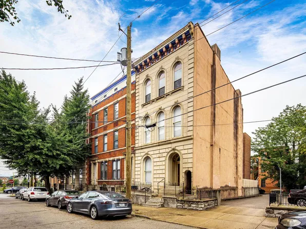 430 Hopkins St APT 3, Cincinnati, OH 45203
