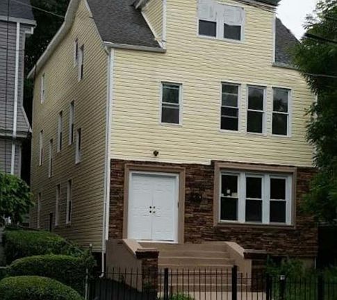 2nd image of 193 Hansbury Ave