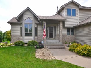 2721 91st Cres N, Brooklyn Park, MN 55443