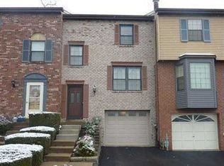 7320 Beacon Hill Dr, Wilkinsburg, PA 15221