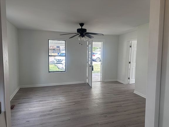 3rd image of 1380 Wilson Ave SE #1