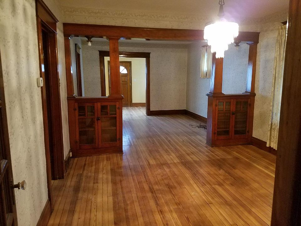 dining/living/foyer