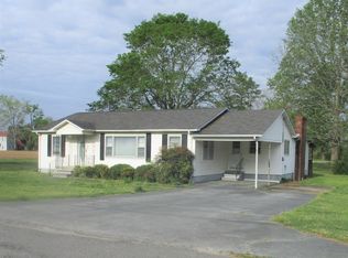 404 American Blvd, Saint Joseph, TN 38481