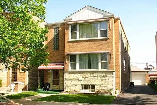 5430 W Berteau Ave #1 Photo 1