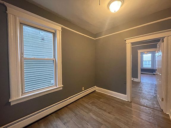 4th image of 163 Clendenny Ave #29E
