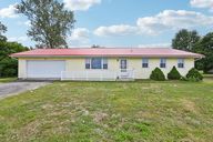 W Center St-S0509-001.jpg