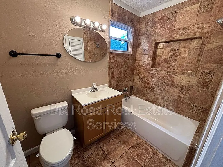 8 S River St — Photo 21