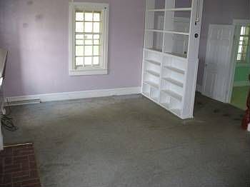 3rd image of 4514 Thelma St NW