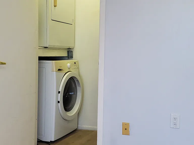 115 Halifax St #25 — Photo 11