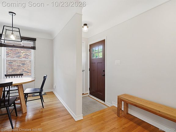 3rd image of 1112 E 4th St