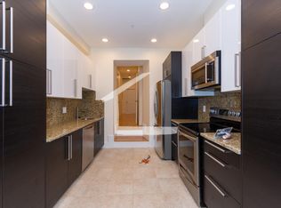 1040 Commonwealth Ave #2, Boston, MA 02215