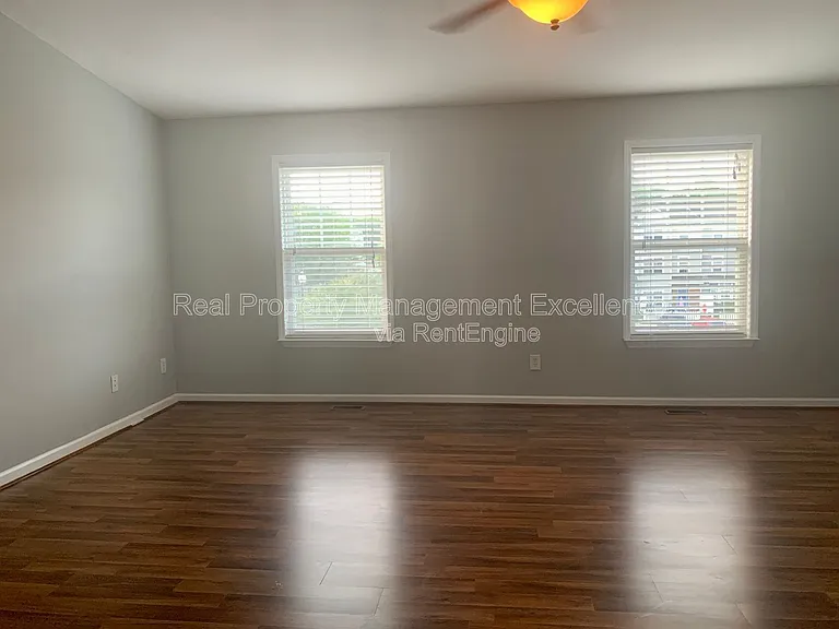 330 Gilman Ln #101 — Photo 16