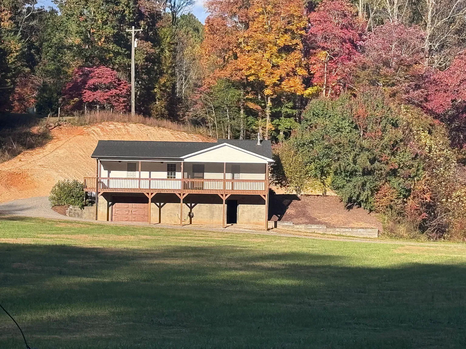 3 bed, 1332 sqft, $2,500 — Photo 4