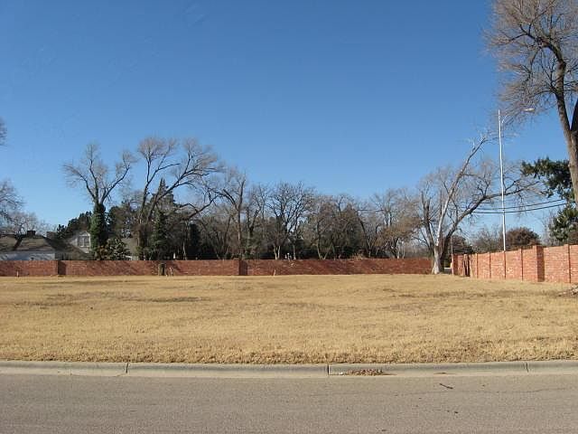 2nd image of 1902 Aberdeen Ave