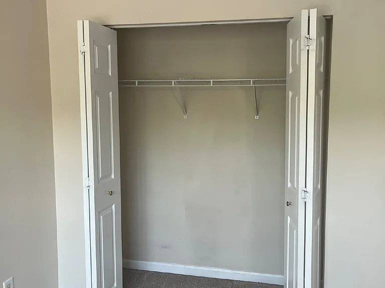 7529 Kemberton Ct — Photo 27