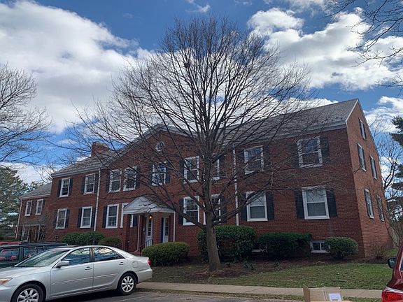 2nd image of 2891 S Abingdon St
