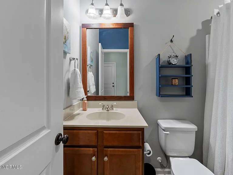 411 Palisades Way — Photo 18
