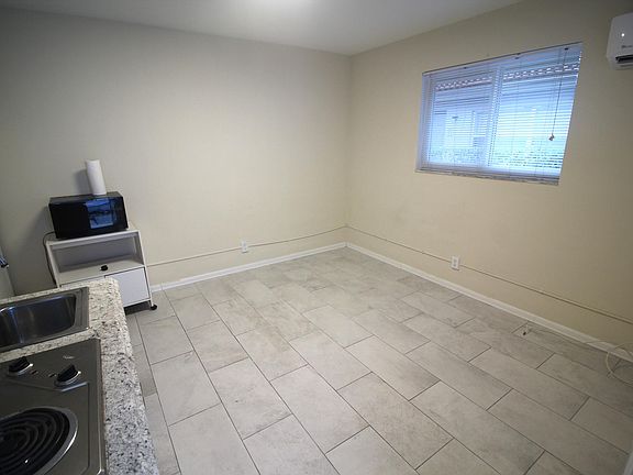 4th image of 4440 Bougainvilla Dr APT 4B