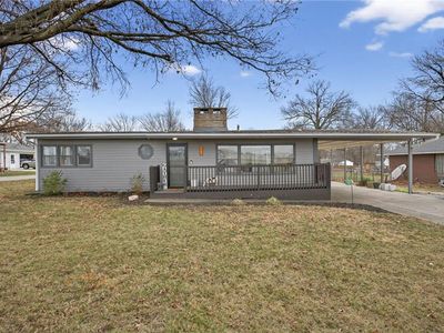 6 Sunset Ln, Paola, KS, 66071