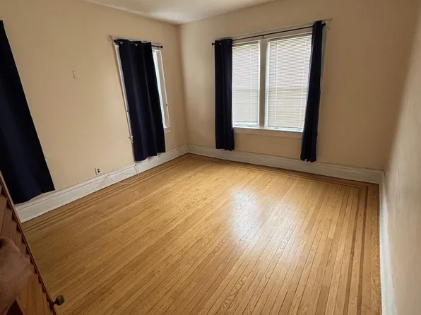 682 Morris Park Ave #1, Bronx, NY 10462
