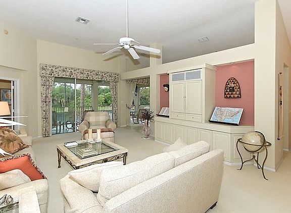 2nd image of 2125 Aberdeen Ln Unit 203