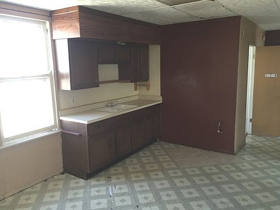 5th image of 5530 S Albany Ave