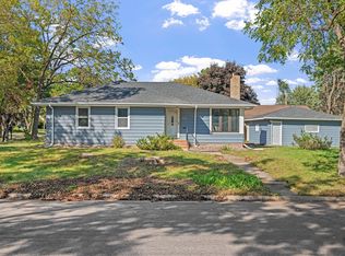 373 Nebraska Ave W, Saint Paul, MN 55117